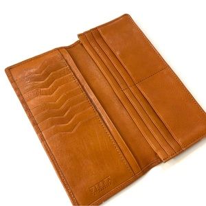 Viera by Ragazzb Top Quality Leather Unisex Wallet. New, Never Used.